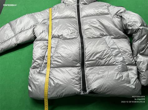 [QC] CG Crofton Puffer from Ming : r/DesignerReps .